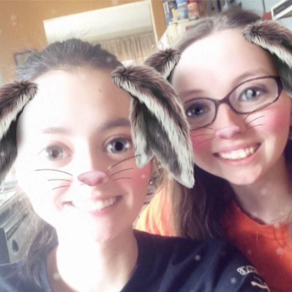 Meet your Posher, Alexis